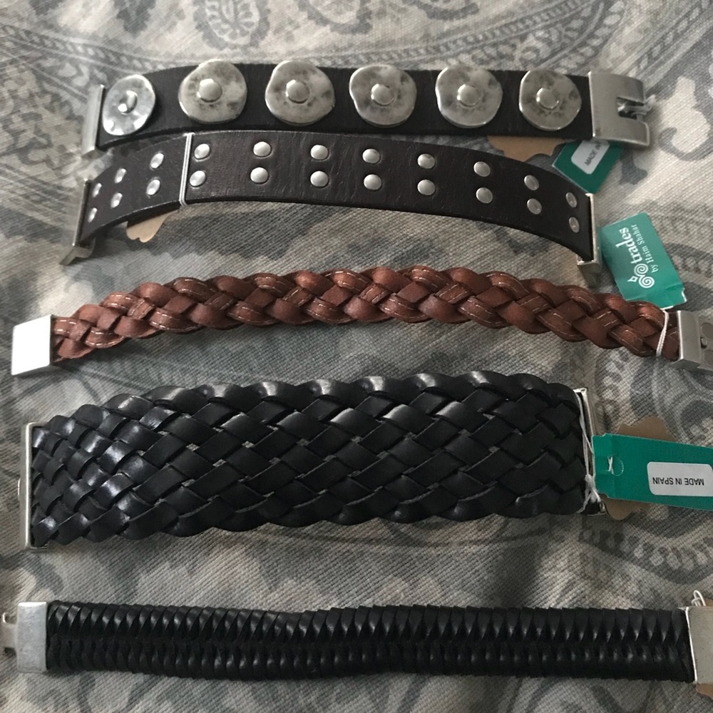 Bundle of leather 5 bracelets